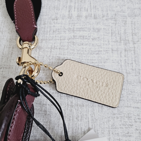 🆕COACH Dempsey File Bag In Signature Jacquard With Stripe And Coach Patch CA195 - Picture 4 of 12